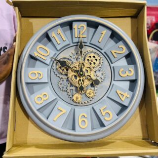 Moving Gear Wall Clock